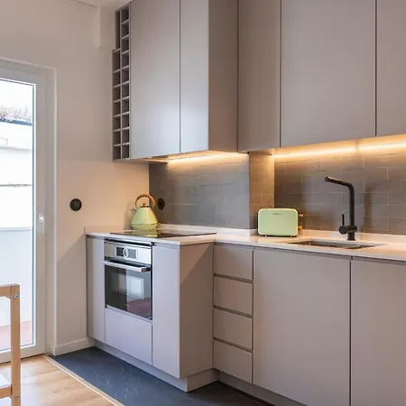Charming Design * ליסבון